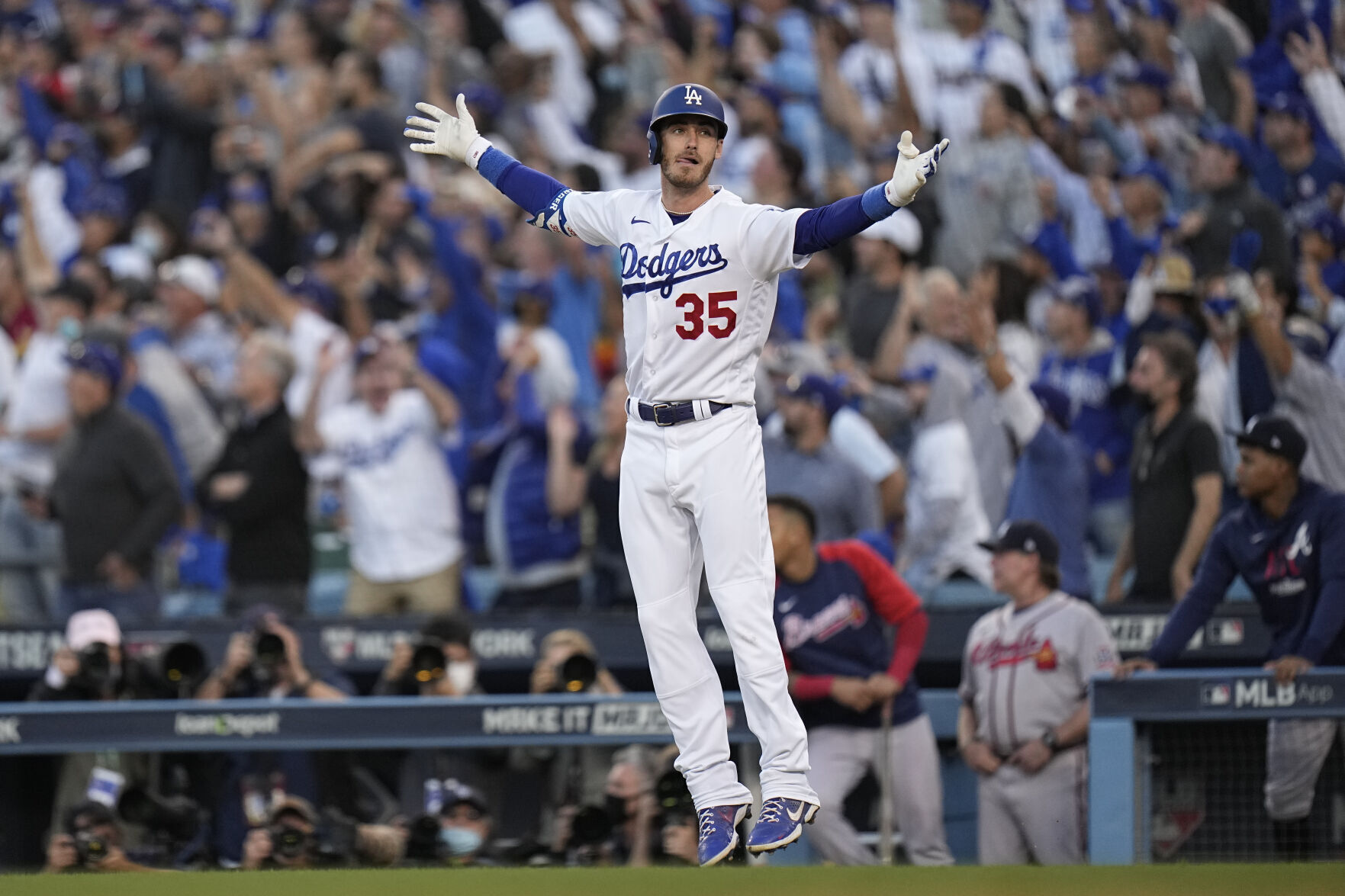 APTOPIX NLCS Braves Dodgers Baseball